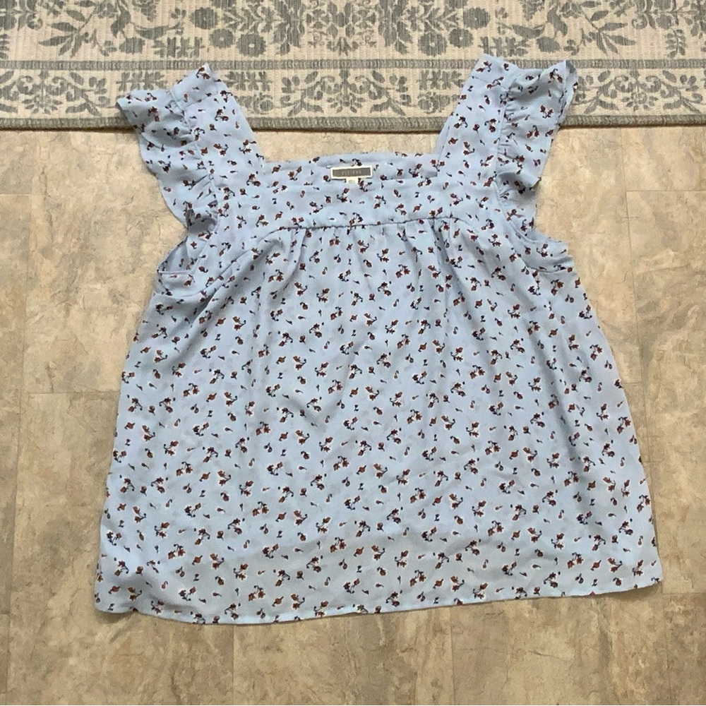 Pleione Light Blue Floral Flutter Sleeve Blouse